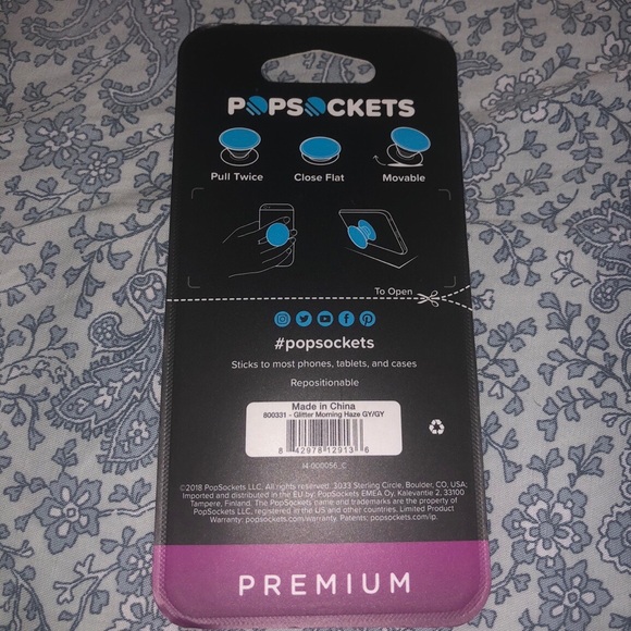 glitter pop socket - Picture 2 of 2